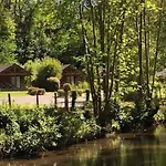 Zecamping 4 Etoiles Familial Pet Friendly Anime Piscine Chauffee Aramits