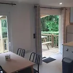 Campingplatz Zecamping 4 Etoiles Familial Pet Friendly Anime Piscine Chauffee *