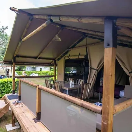 Camping 4 Etoiles - Piscine - Ccbabhc Aramits