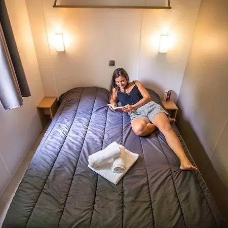 4 Etoiles - Piscine - Ccbabhc Camping *