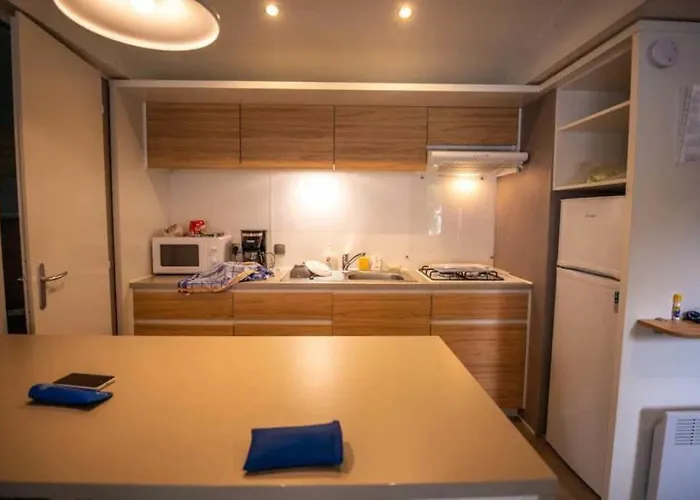 Kamp alanı Zecamping 4 Etoiles Familial Pet Friendly Anime Piscine Chauffee