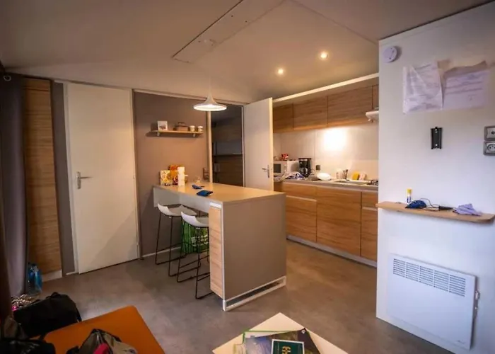 Kamp alanı Zecamping 4 Etoiles Familial Pet Friendly Anime Piscine Chauffee