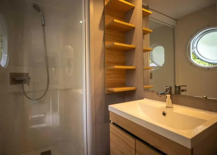 Zecamping 4 Etoiles Familial Pet Friendly Anime Piscine Chauffee Kamp alanı *